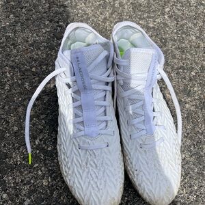 Under Armour White Athletic Shoe with Neon Green Insole